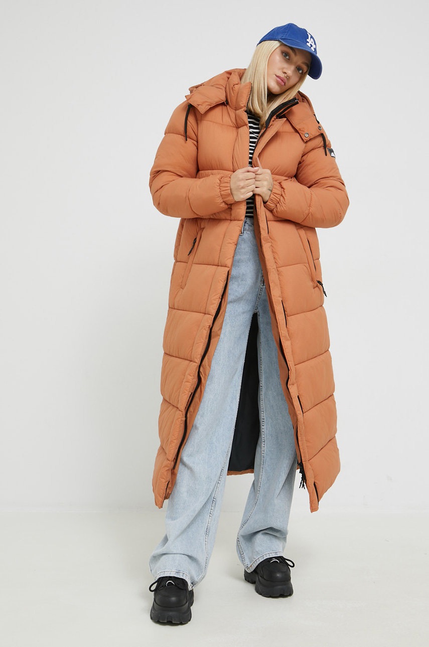 

Яке Superdry в оранжево със зимна изолация, Оранжев