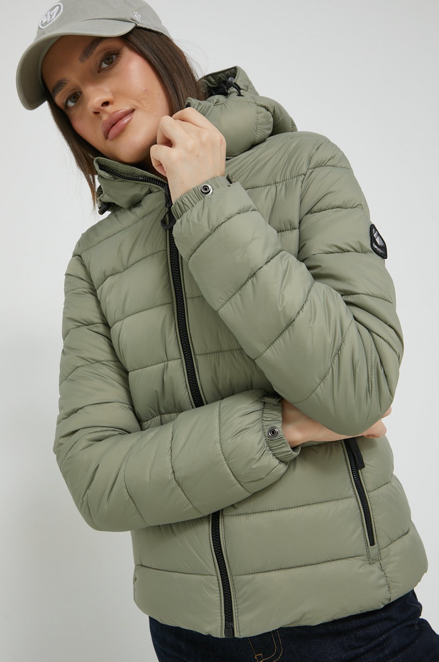

Куртка Superdry женская цвет зелёный переходная