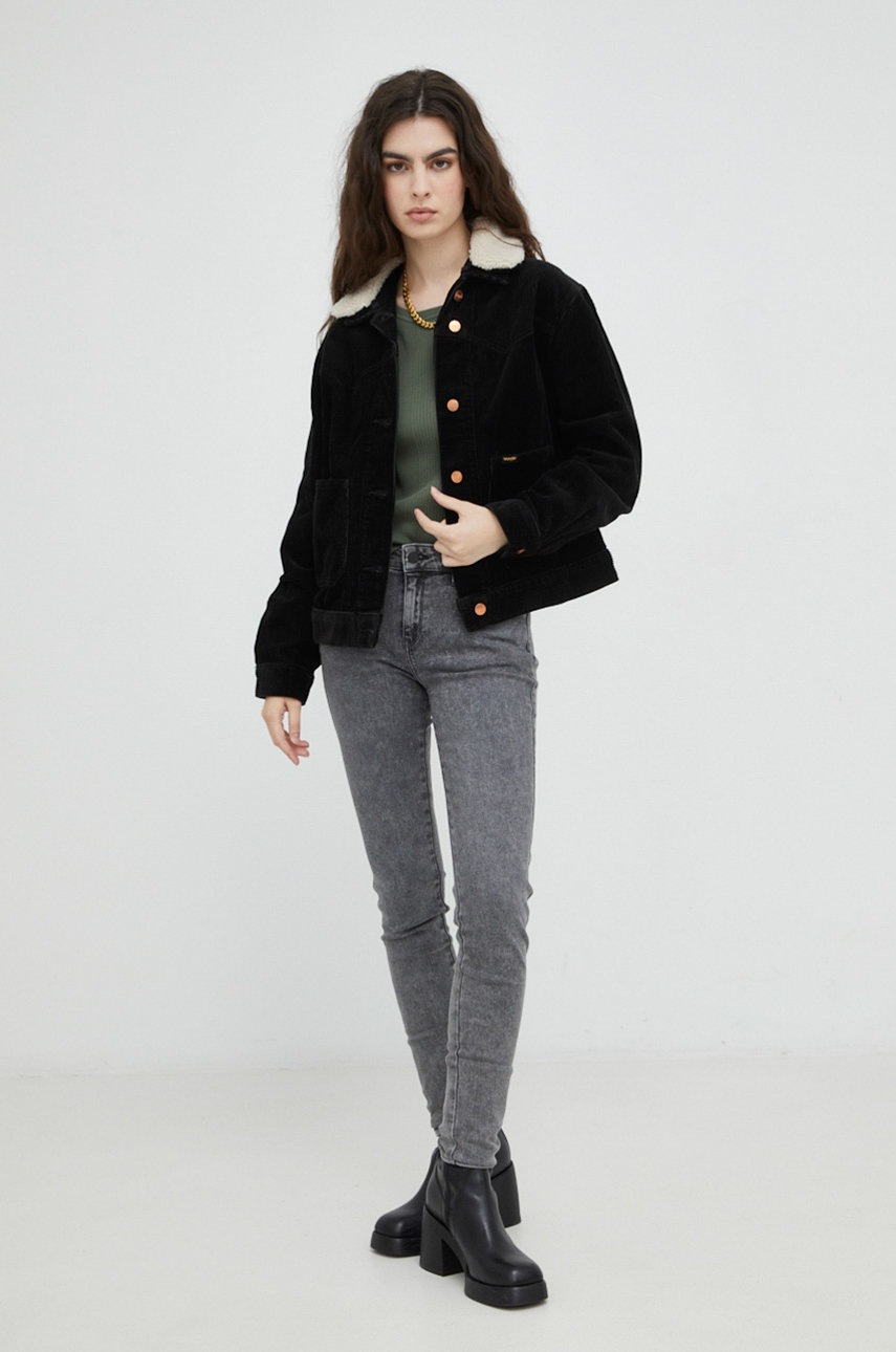 

Вельветова куртка Wrangler колір чорний перехідна oversize