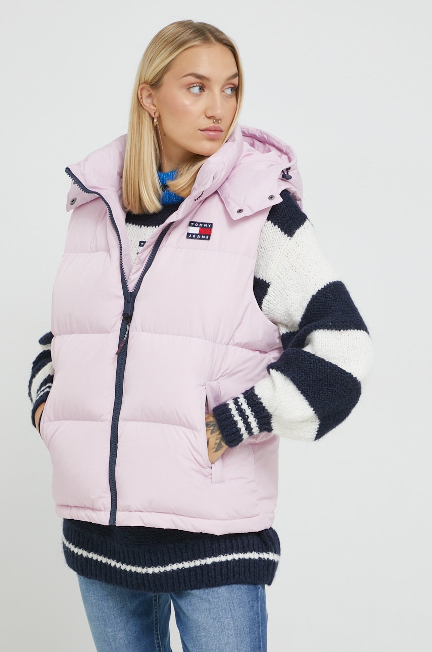 

Елек Tommy Jeans дамски в лилаво със зимна изолация, Розов