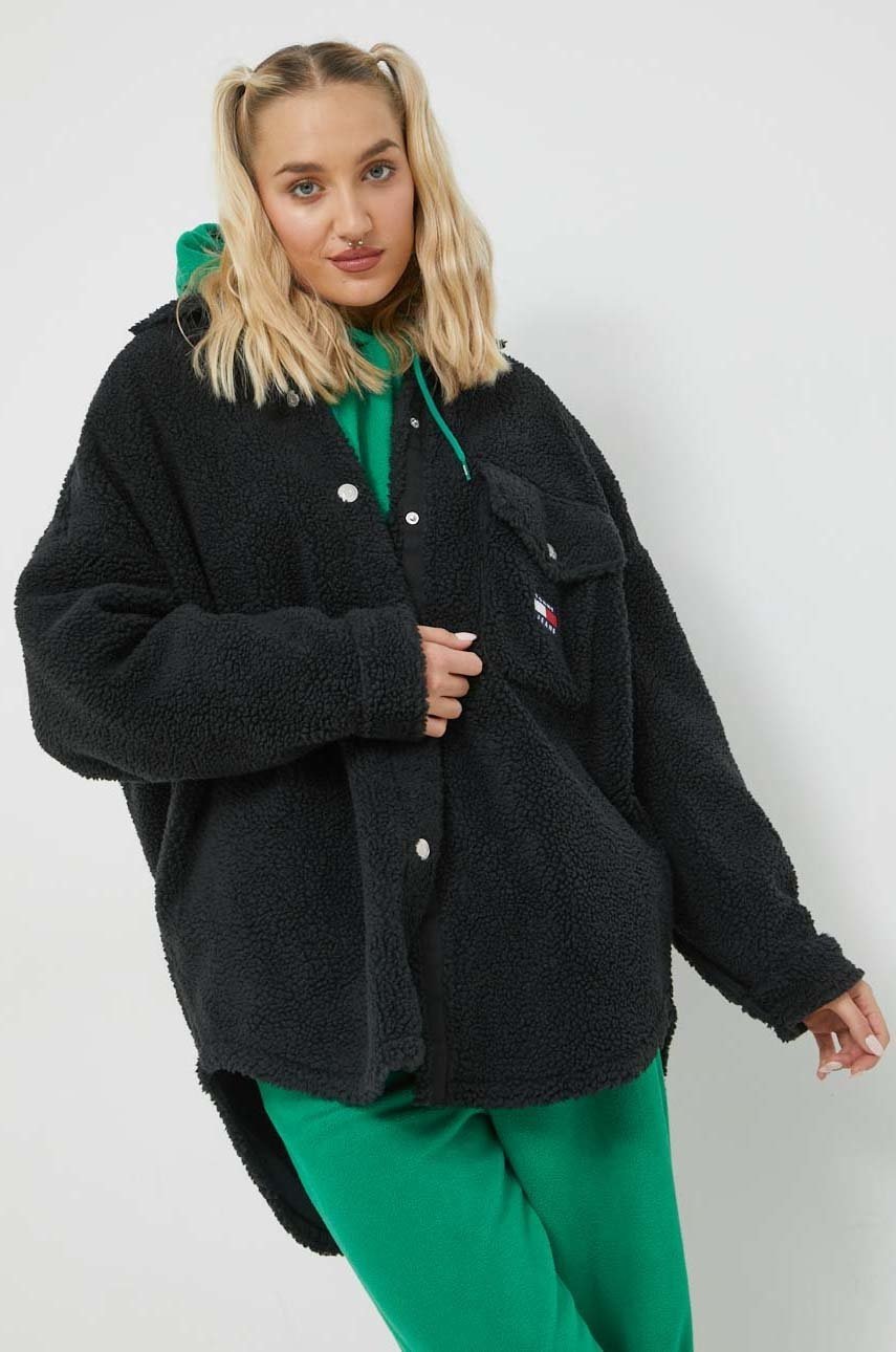 

Яке Tommy Jeans в черно с преходна изолация, Черен