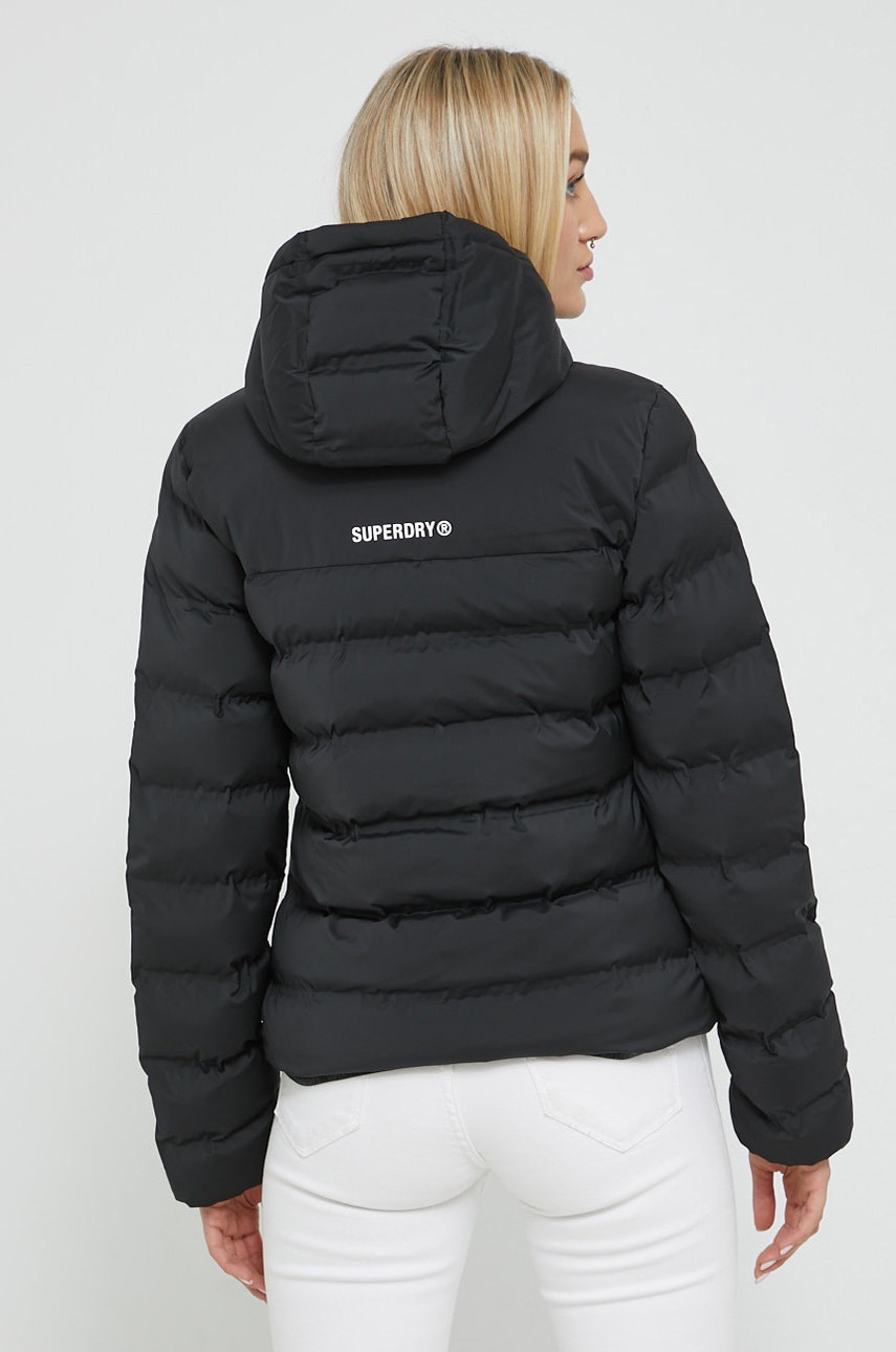 

Куртка Superdry жіноча колір чорний зимова