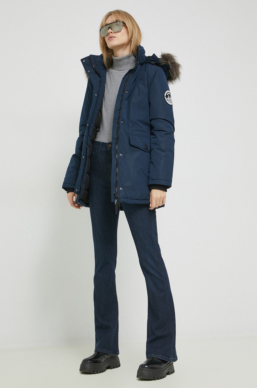 

Куртка Superdry женская цвет синий зимняя