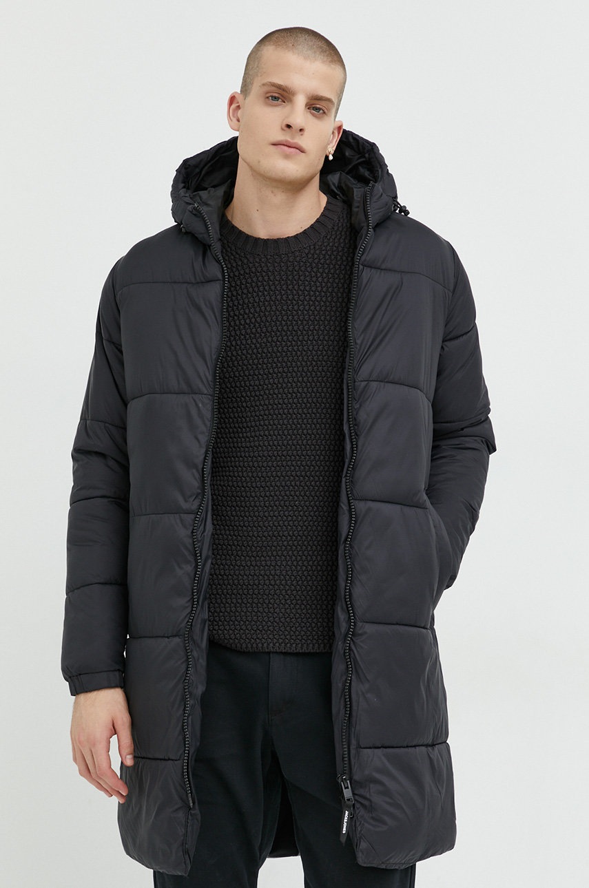 

Яке Jack & Jones в черно с преходна изолация, Черен