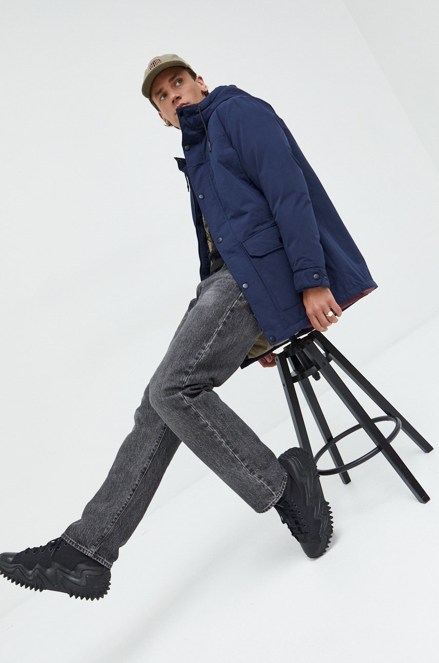 

Яке Jack & Jones в тъмносиньо със зимна изолация, Тъмносин