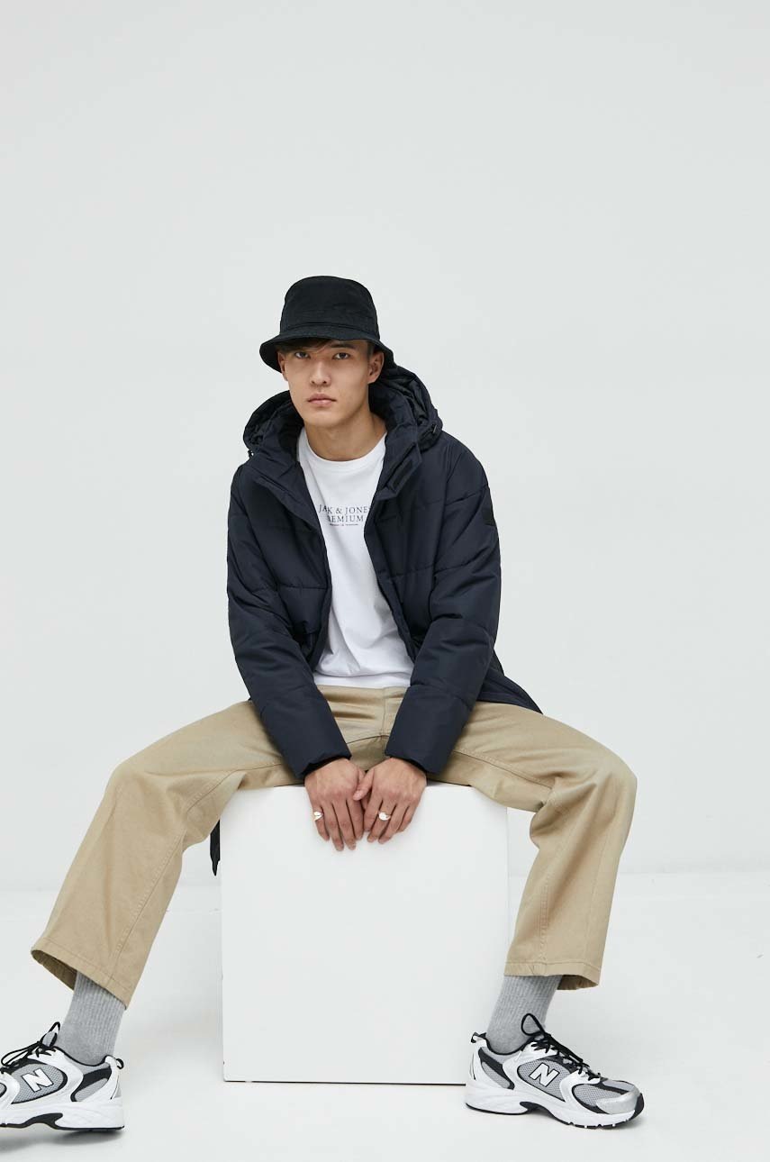 

Яке Only & Sons в тъмносиньо със зимна изолация, Тъмносин