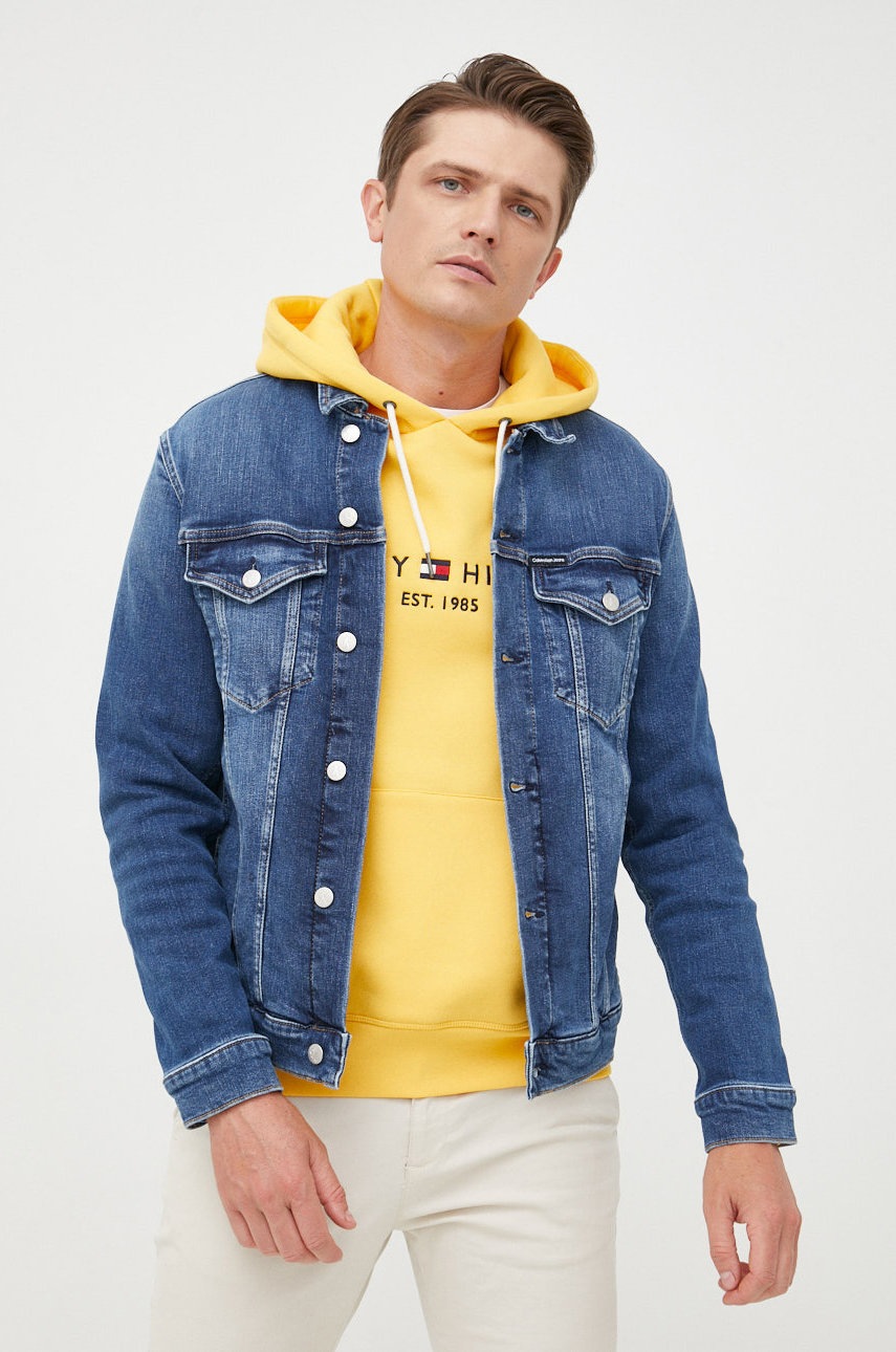 

Дънково яке Calvin Klein Jeans с преходна изолация, Син