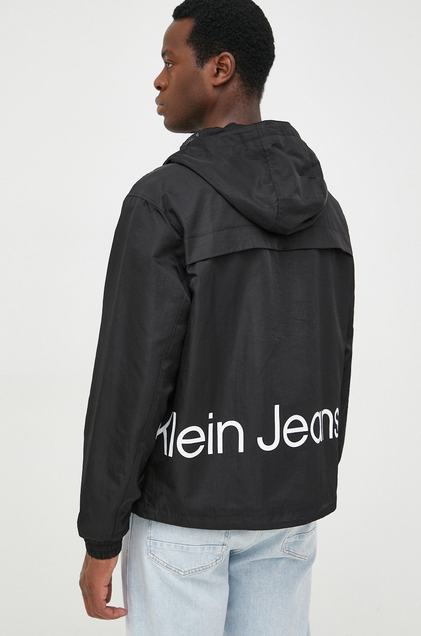 

Яке Calvin Klein Jeans в черно с преходна изолация, Черен