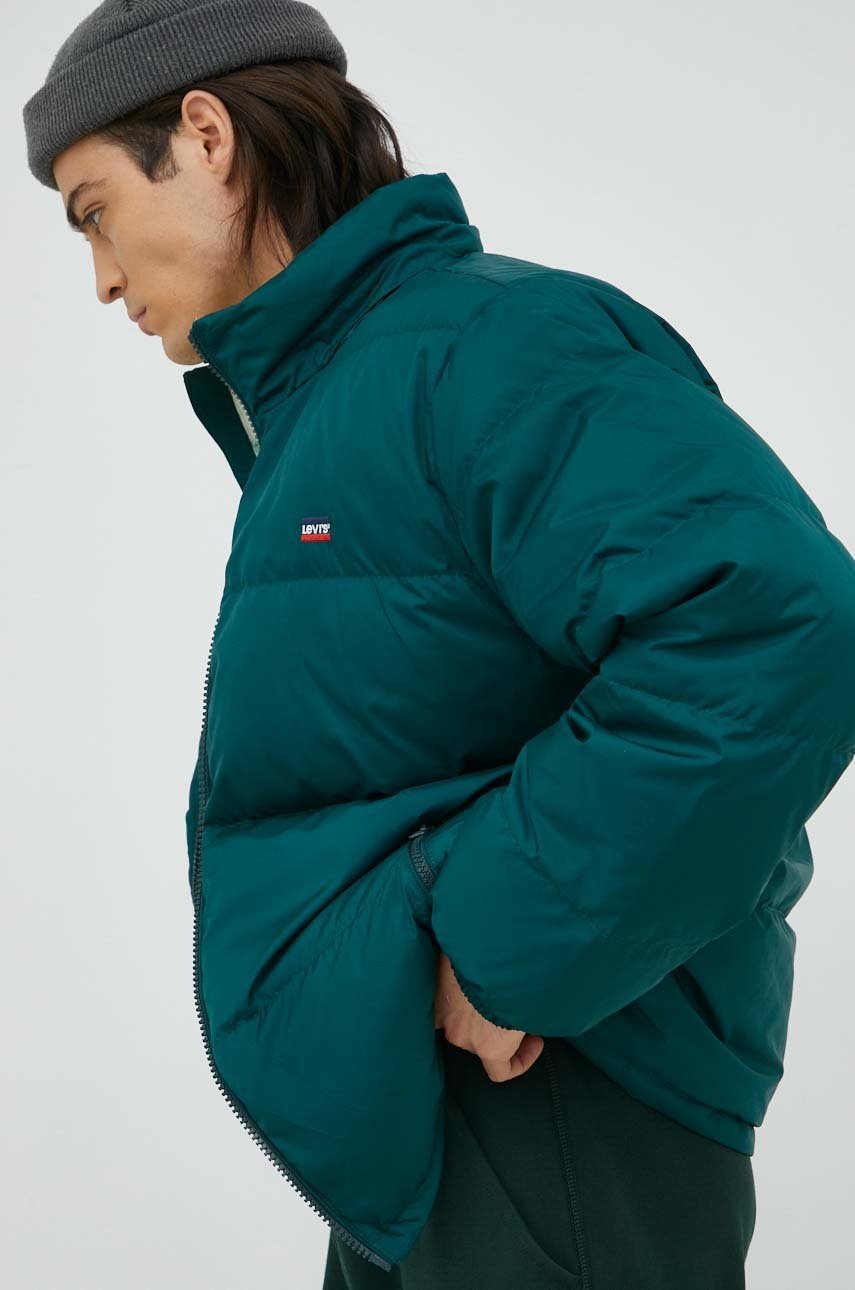 

Пухено яке Levi's в зелено със зимна изолация, Зелен