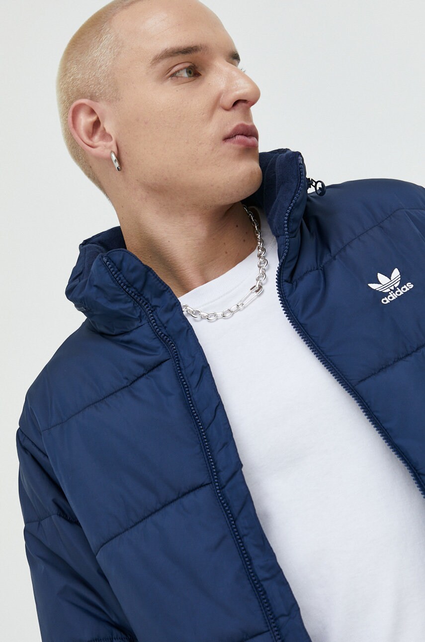 

Яке adidas Originals в тъмносиньо с преходна изолация, Тъмносин