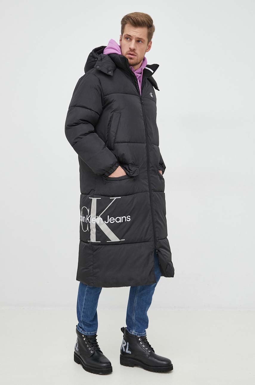 

Яке Calvin Klein Jeans в черно със зимна изолация, Черен
