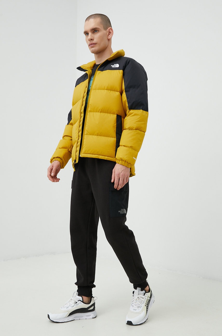 

Спортивная пуховая куртка The North Face Diablo цвет жёлтый