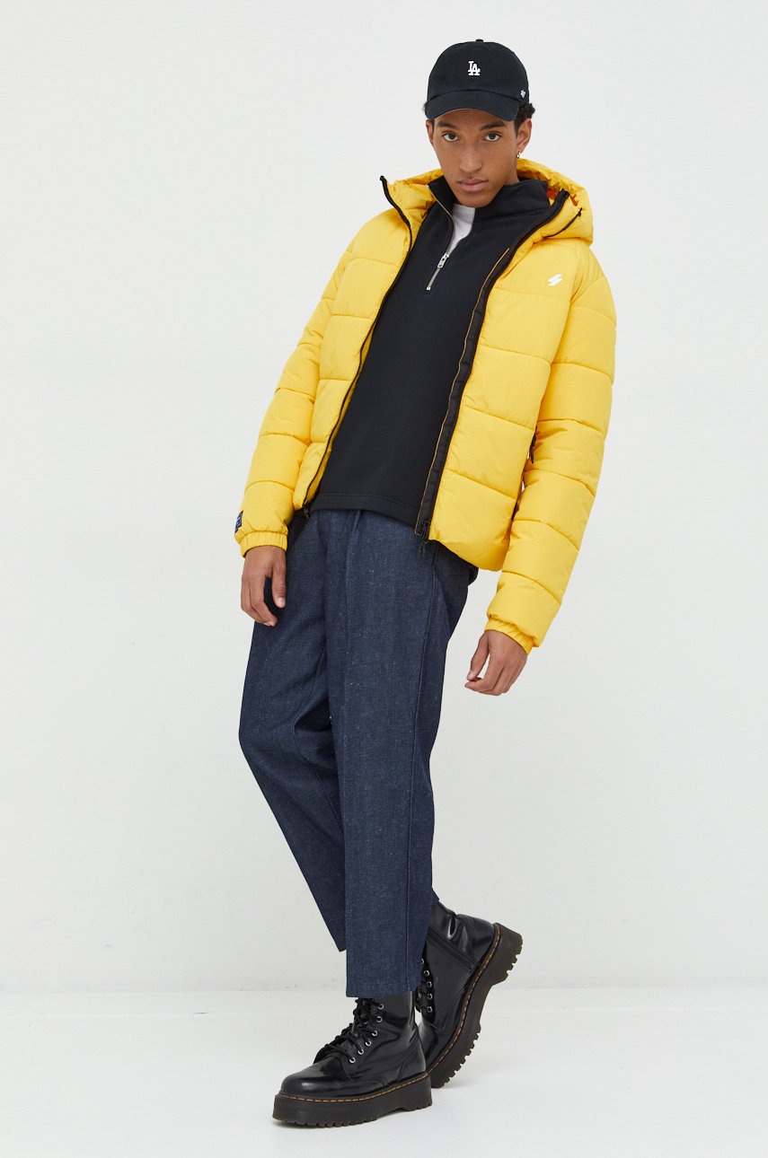 

Яке Superdry в жълто със зимна изолация, Жълт