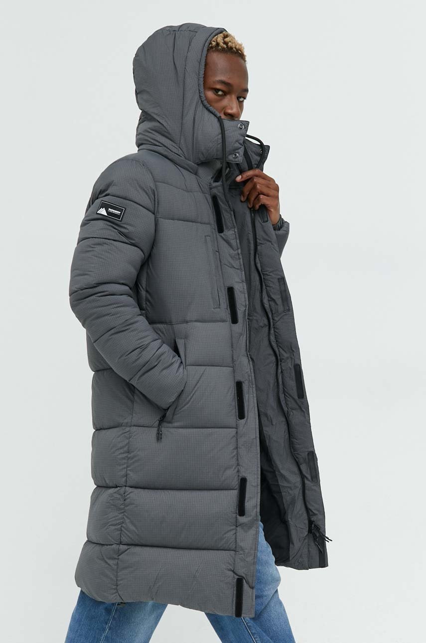 

Яке Superdry в сиво със зимна изолация, Сив