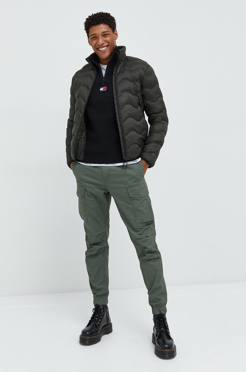 

Куртка Superdry мужская цвет зелёный переходная