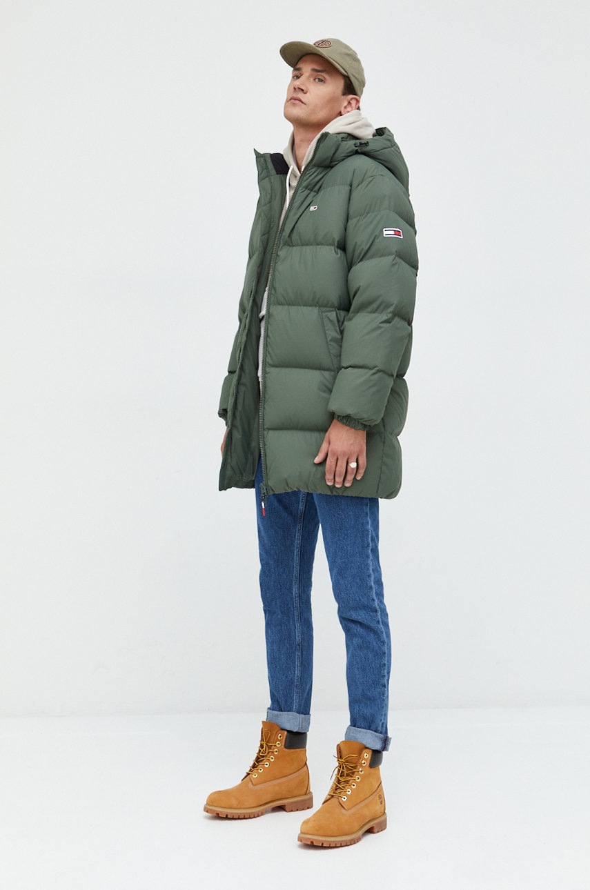 

Пухено яке Tommy Jeans в зелено със зимна изолация, Зелен