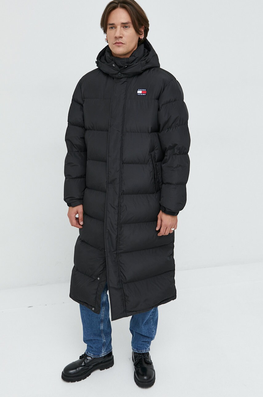 

Куртка Tommy Jeans чоловіча колір чорний зимова