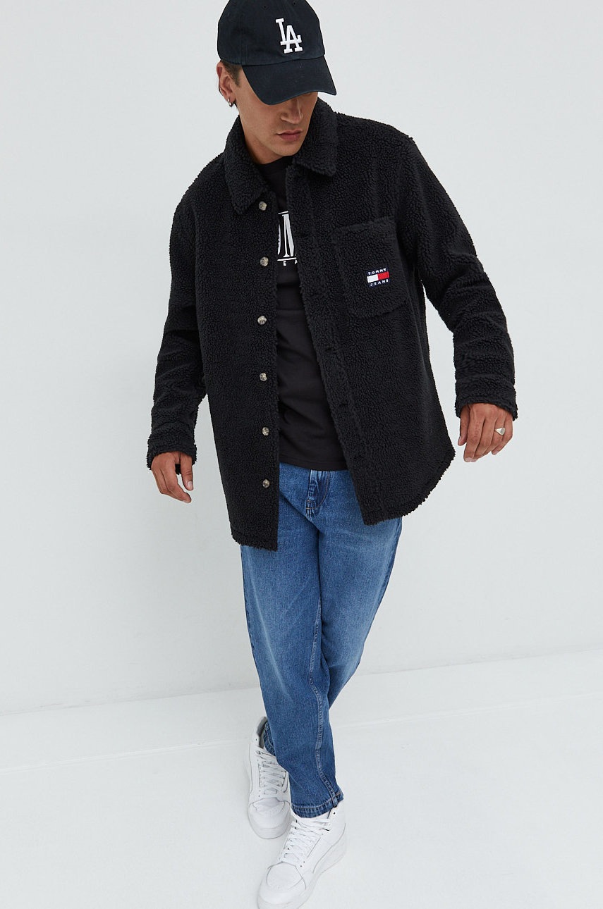 

Куртка Tommy Jeans мужская цвет чёрный переходная