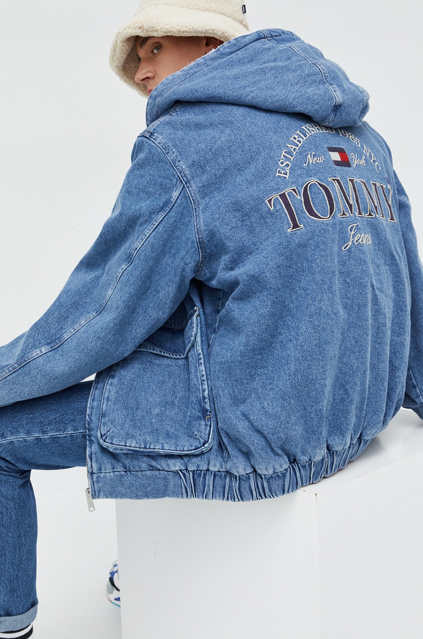 

Яке Tommy Jeans с преходна изолация, Син