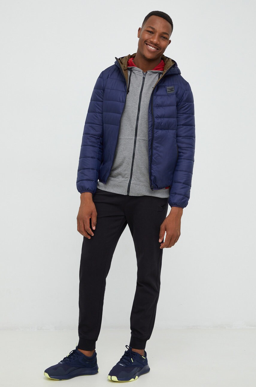 Diadora geaca barbati, culoarea albastru marin, de tranzitie