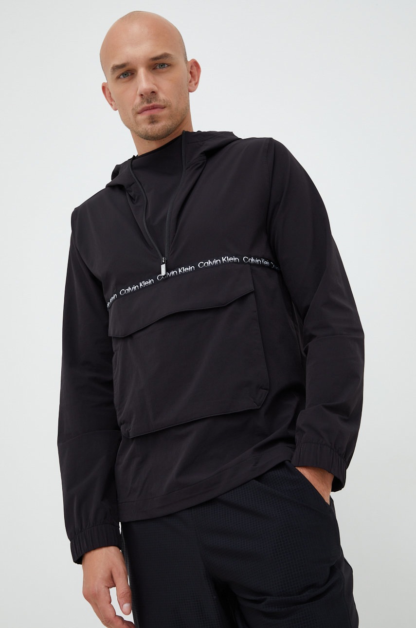 

Ветровка Calvin Klein Performance Active Icon в черно с преходна изолация, Черен