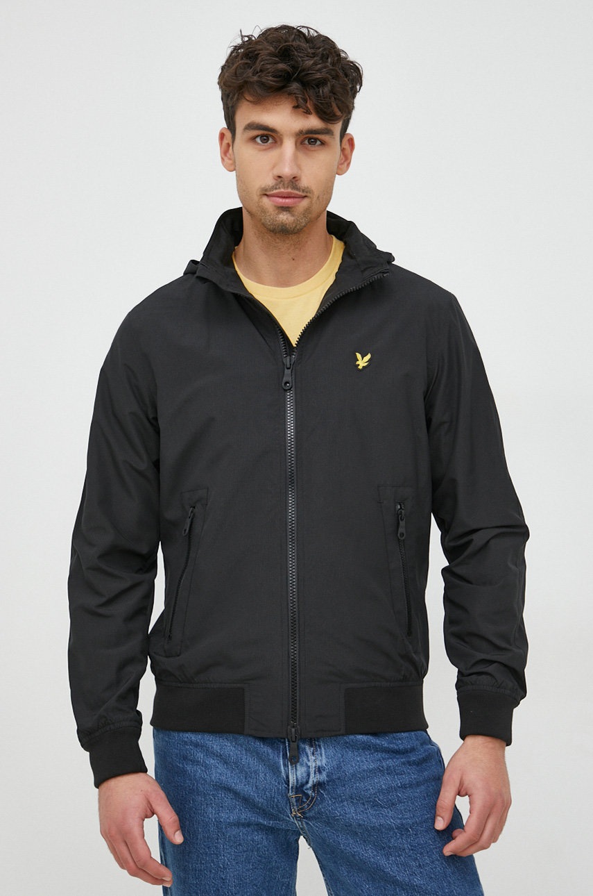 

Яке Lyle & Scott в черно с преходна изолация, Черен