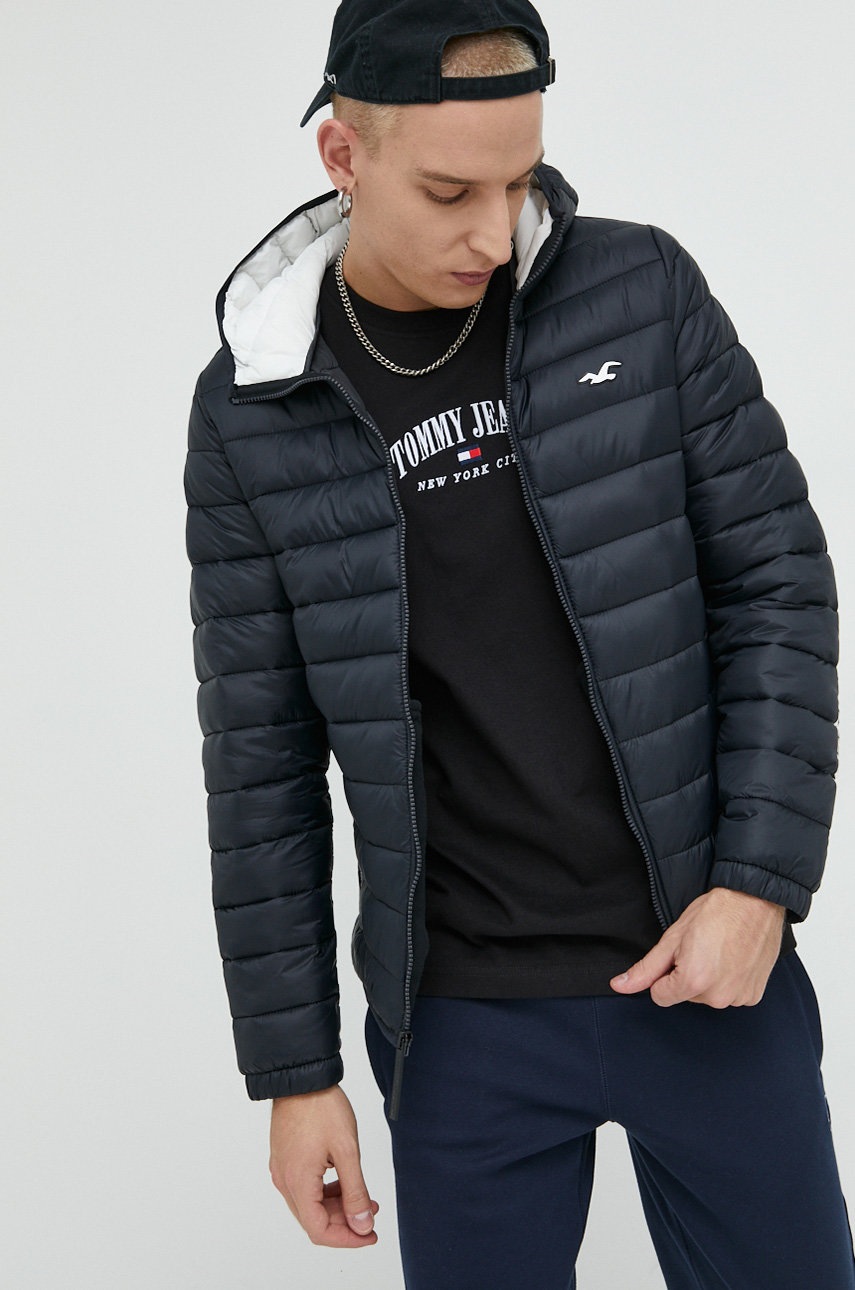 

Яке Hollister Co. в черно с преходна изолация, Черен