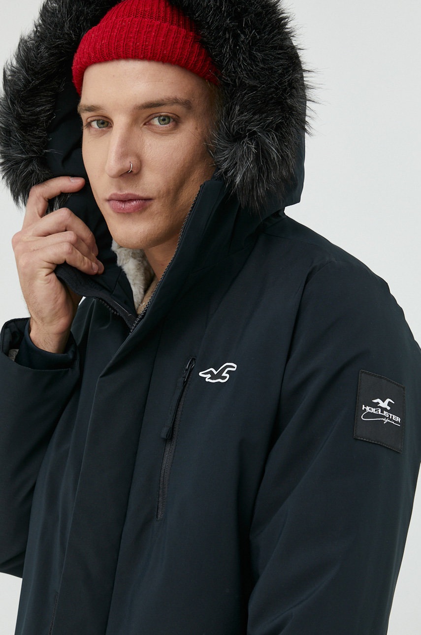 

Яке Hollister Co. в черно с преходна изолация, Черен