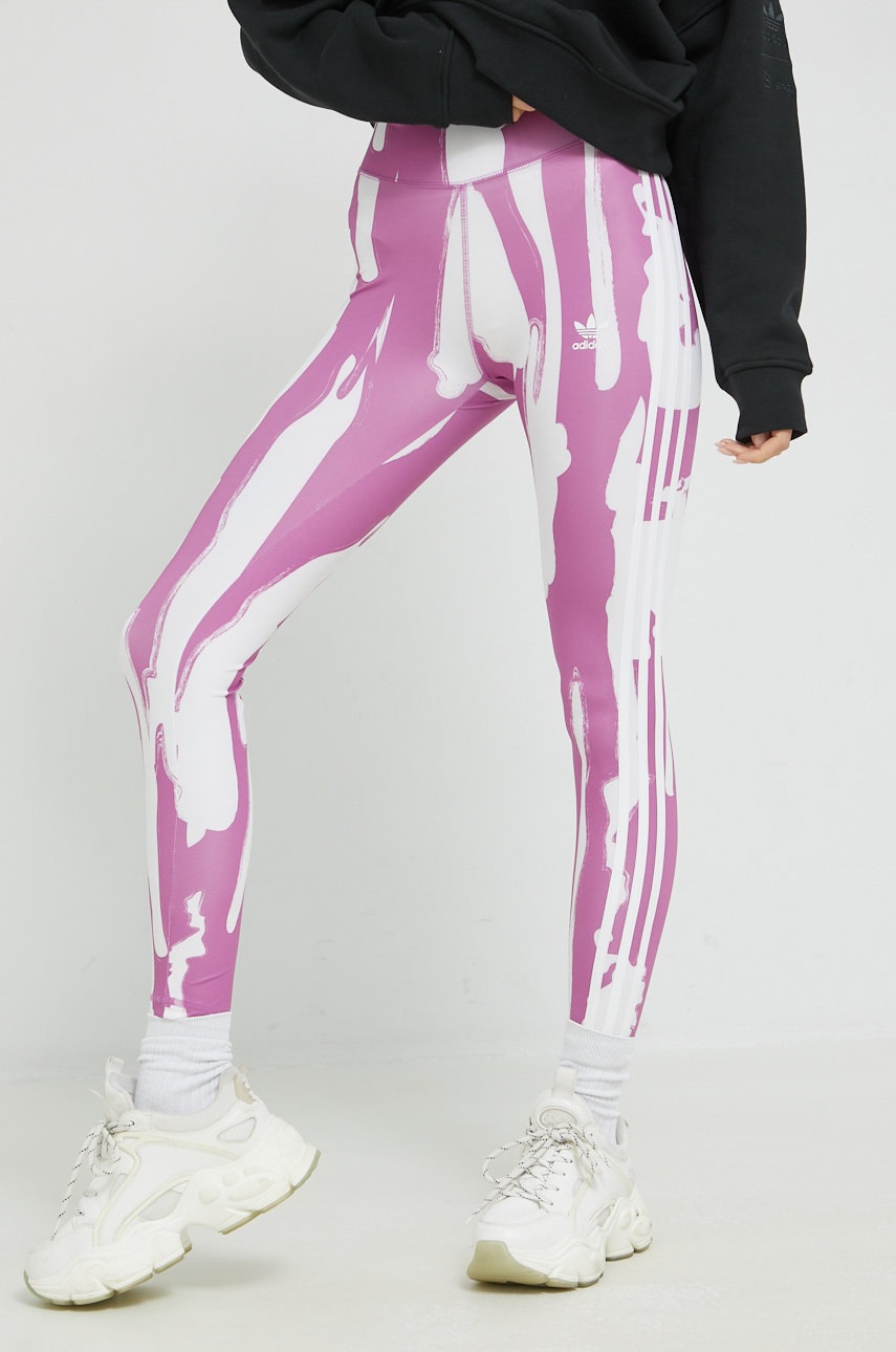 

Клин adidas Originals с десен, Многоцветен