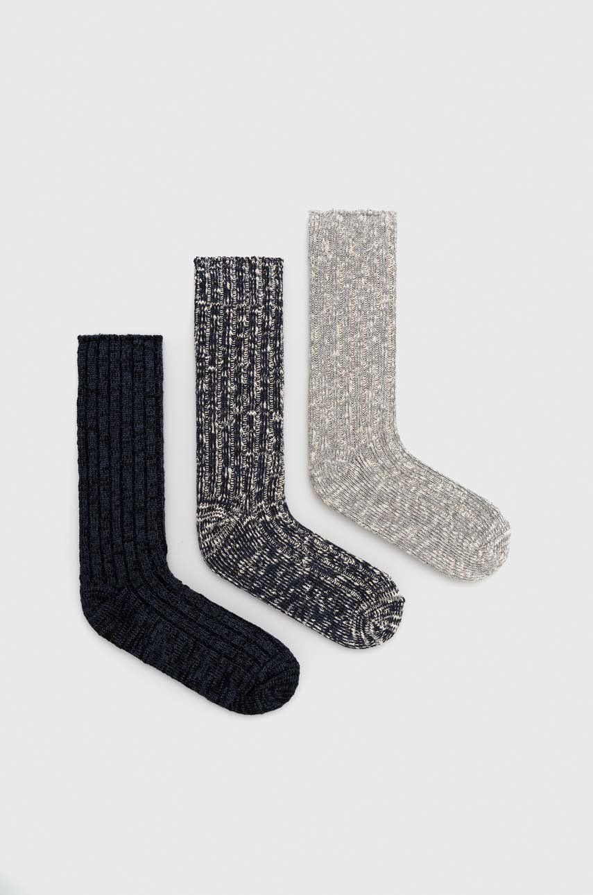 Ponožky Abercrombie & Fitch 3-pack pánské, tmavomodrá barva - námořnická modř -  64 % Polyester
