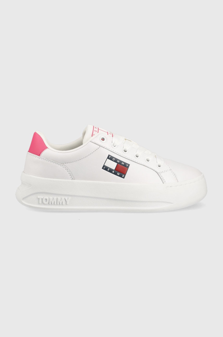 

Кожени маратонки Tommy Jeans City Flatform в бяло, Бял