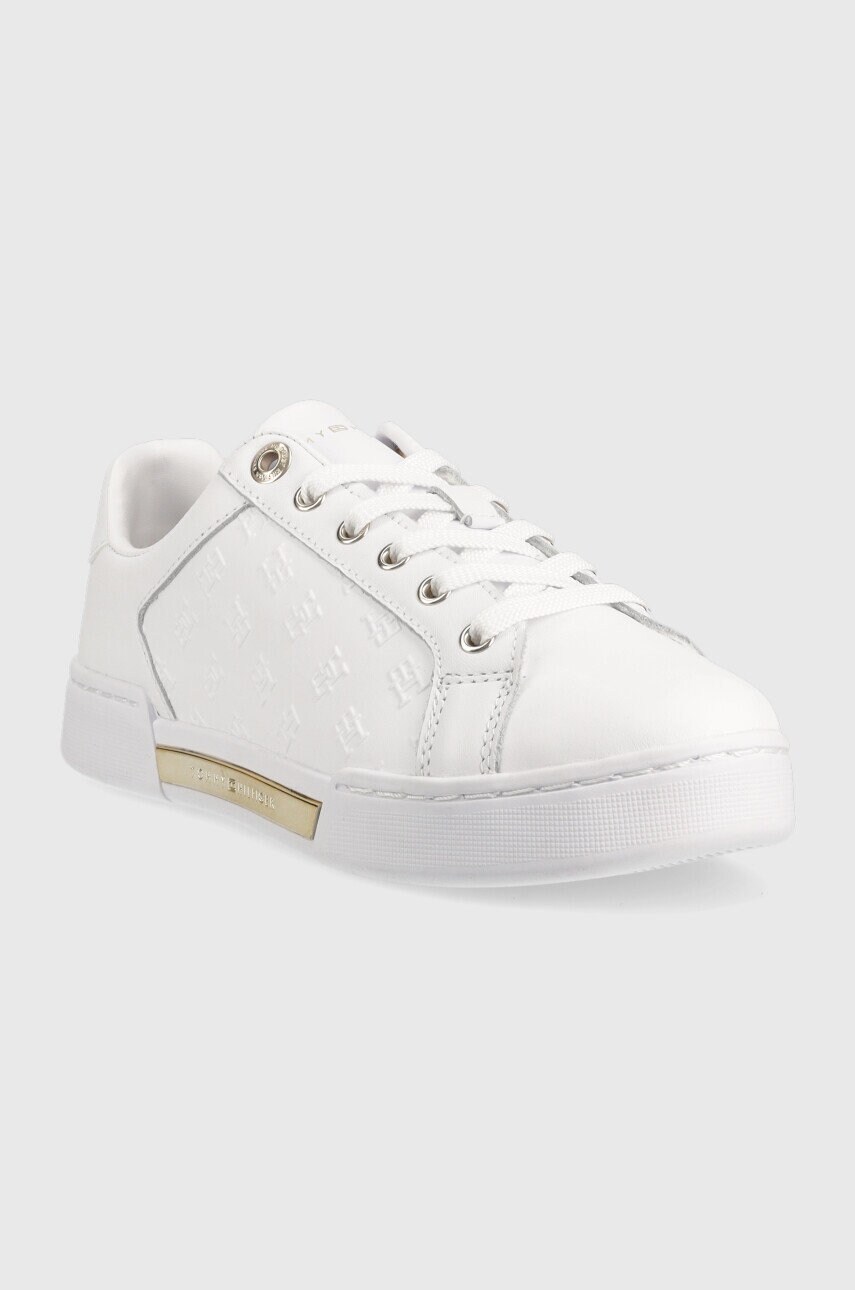 

Кожаные кроссовки Tommy Hilfiger Embossed Monogram Sneaker цвет белый