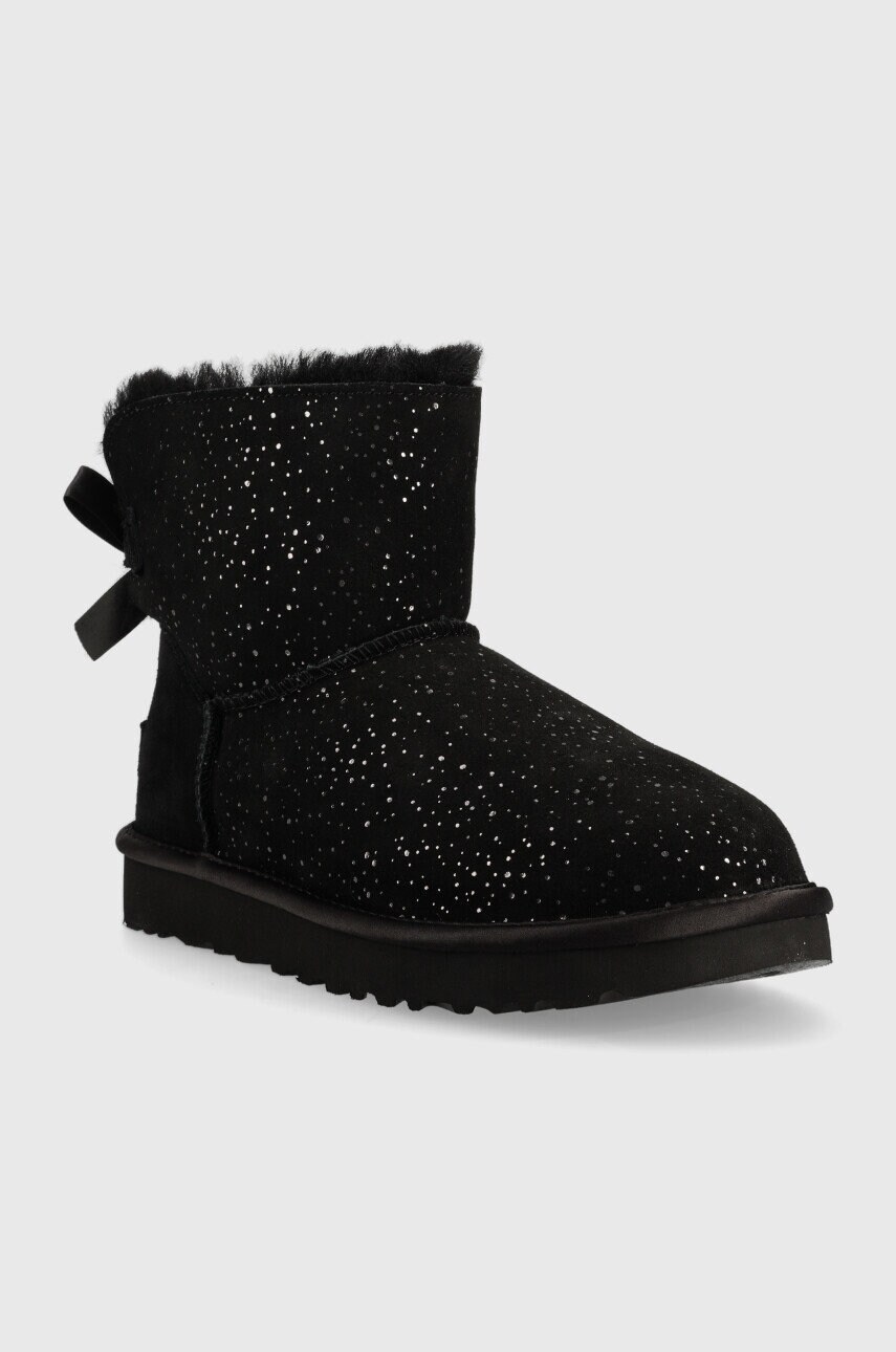 

Замшевые сапоги UGG W Mini Bailey Bow цвет чёрный