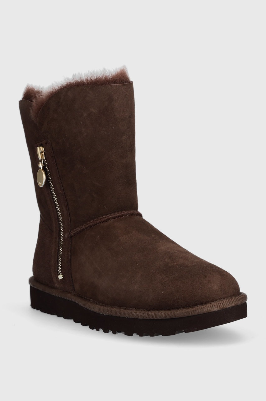 

Кожаные сапоги UGG W Bailey Zip Short цвет коричневый