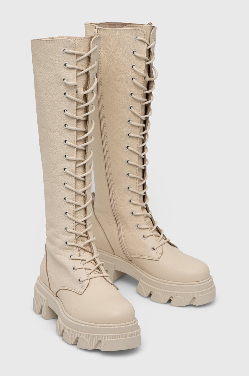 

Кожаные сапоги Steve Madden Marine женские цвет бежевый на платформе