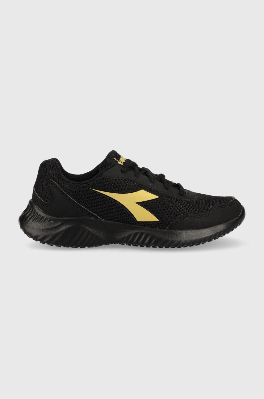 

Маратонки Diadora Robin 3 в черно, Черен