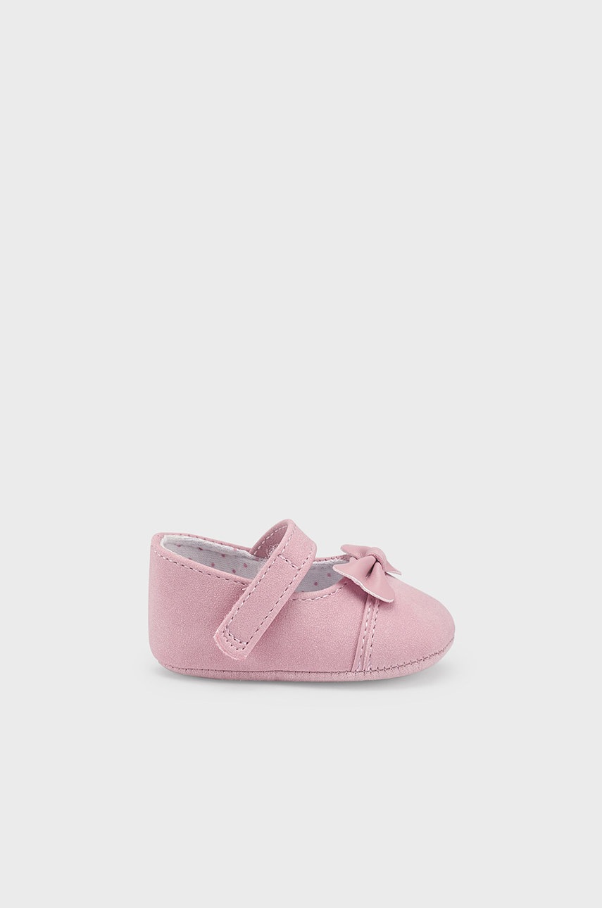 

Бебешки обувки Mayoral Newborn в розово, Розов