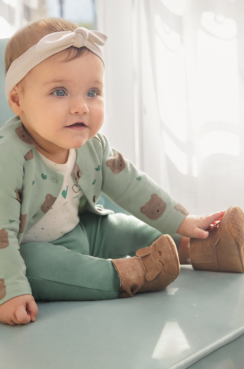 

Бебешки обувки Mayoral Newborn в кафяво, Кафяв