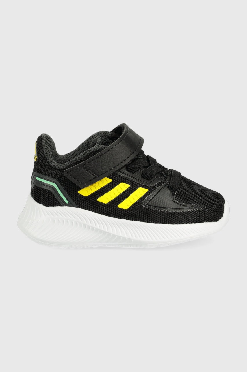 

Детски маратонки adidas HR1400 в черно, Черен