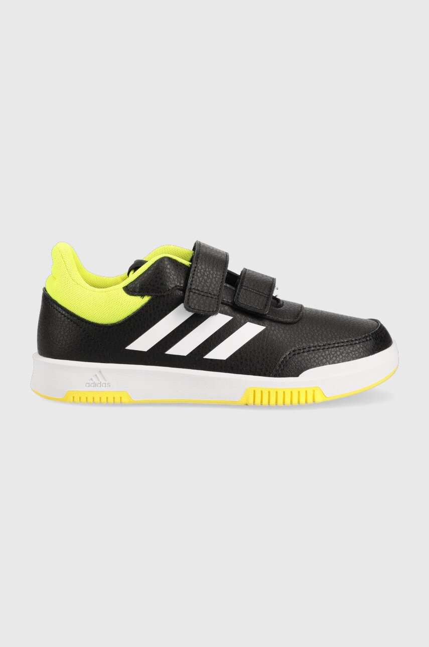 

Детски маратонки adidas в черно, Черен