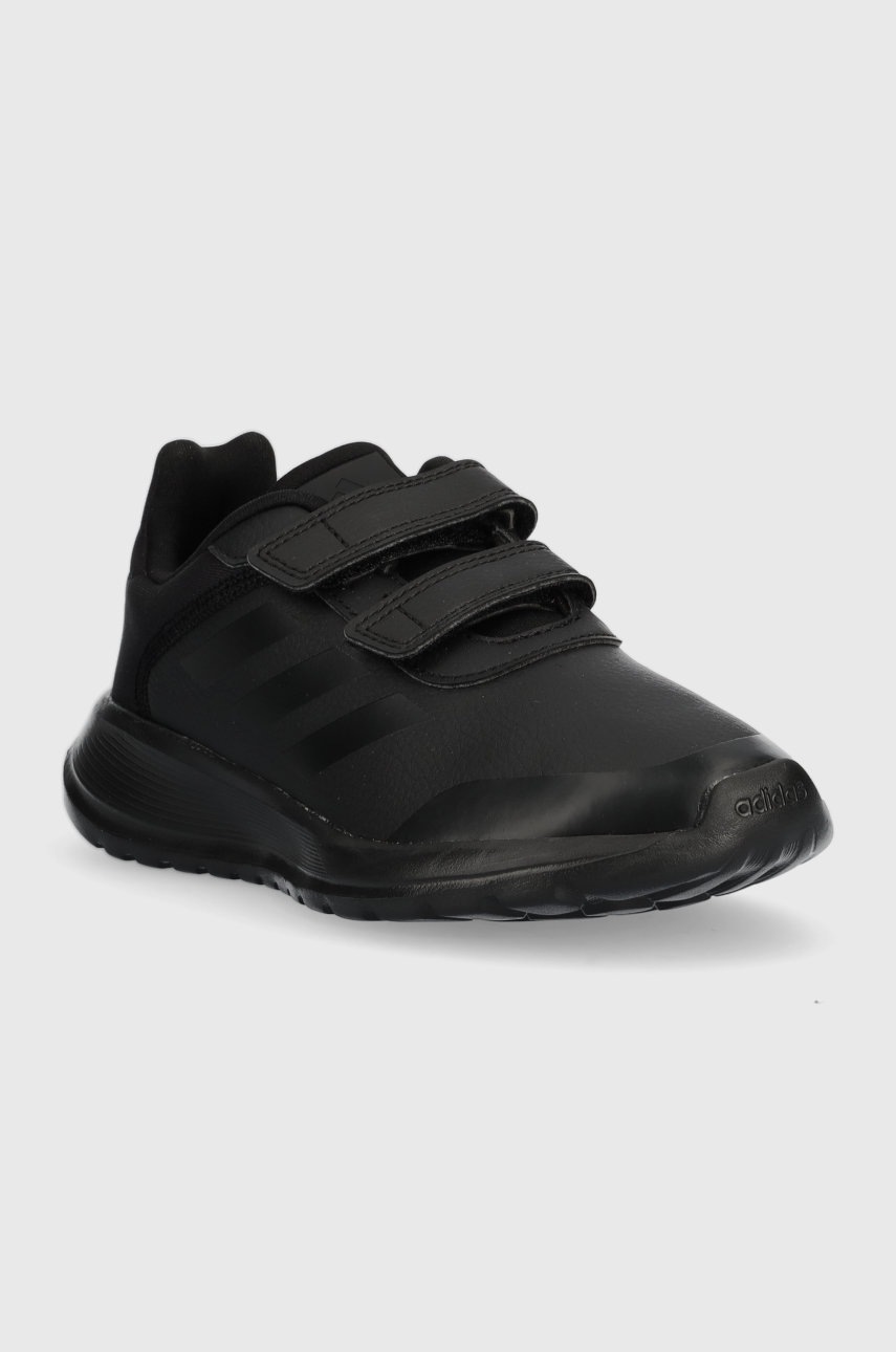 

Детские кроссовки adidas цвет чёрный