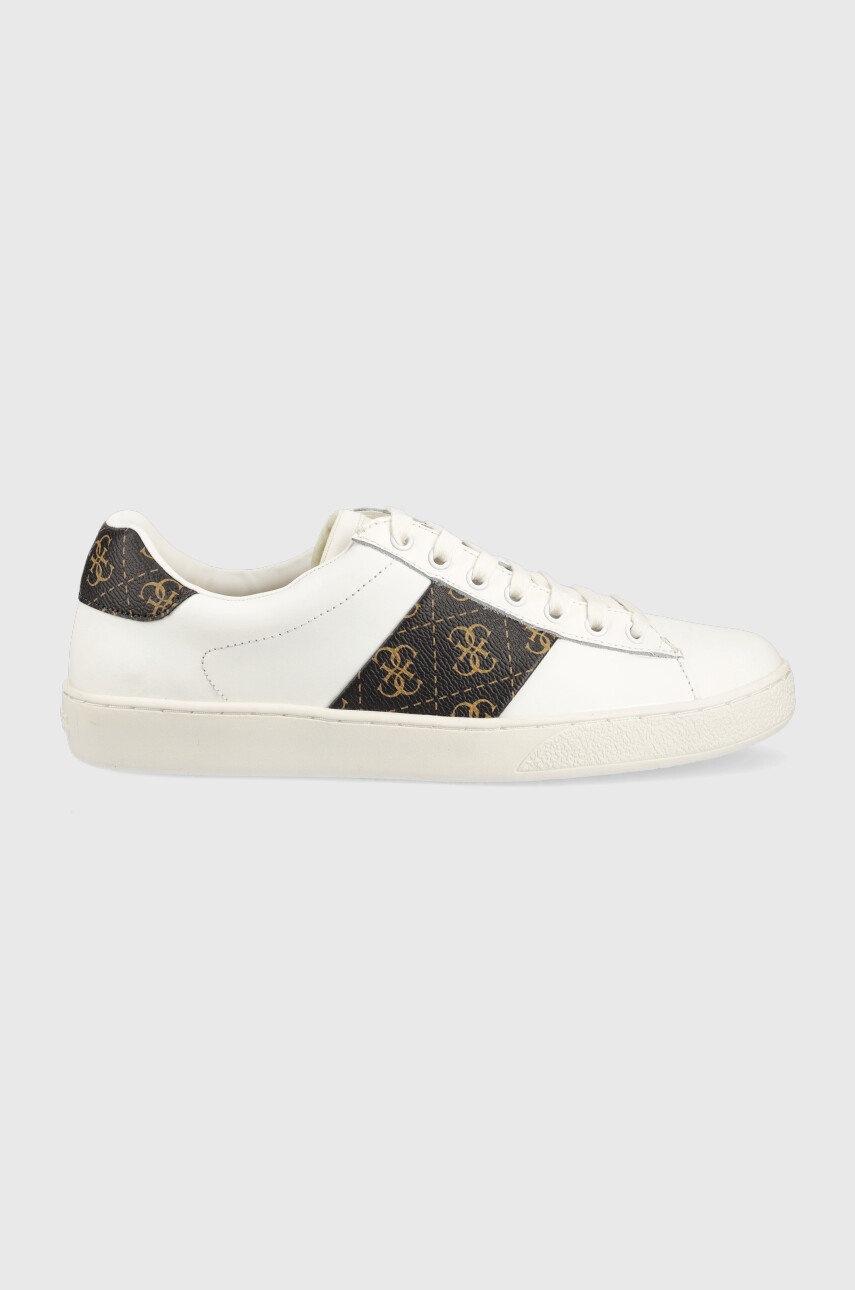 

Кроссовки Guess Nola цвет белый