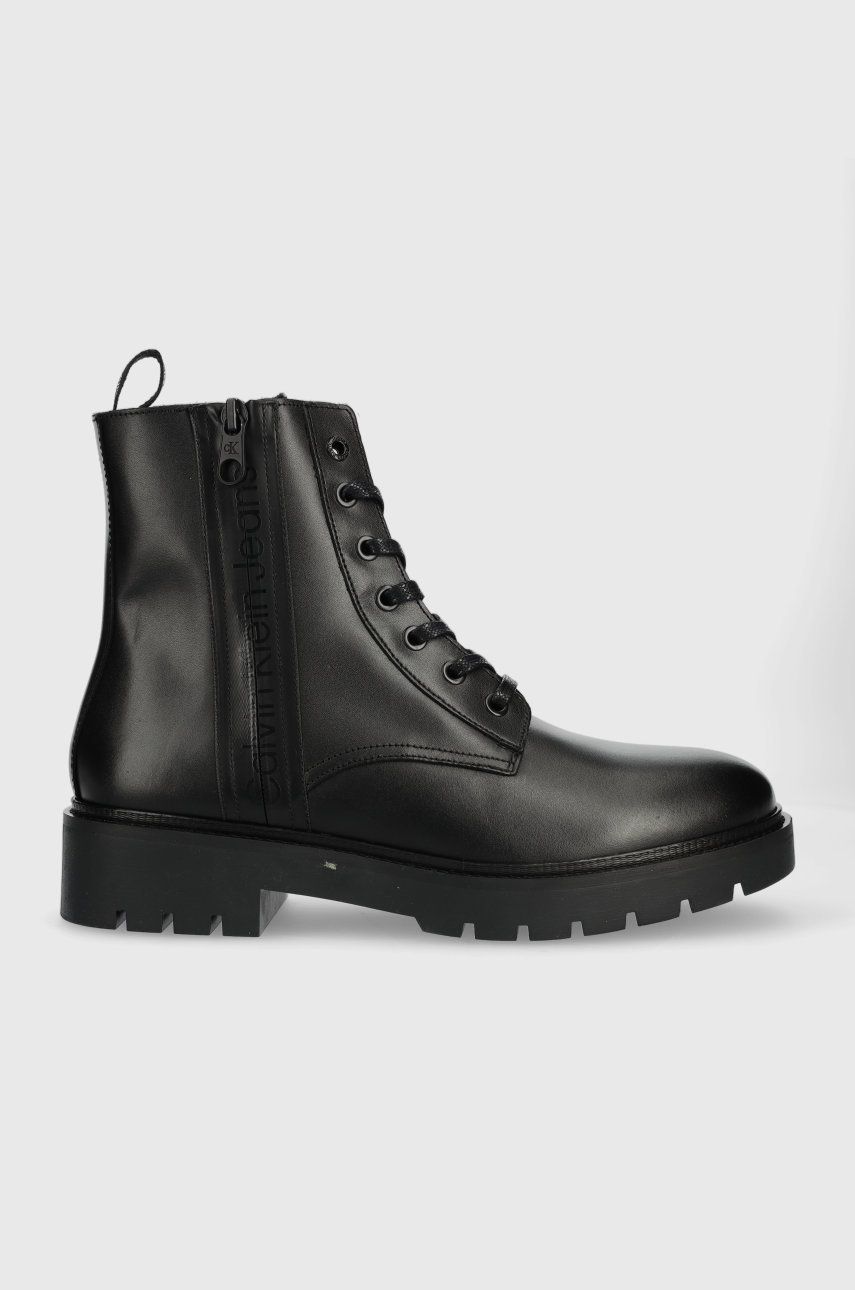 Kožené kotníkové boty Calvin Klein Jeans Combat Mid Laceup Boot W Zip pánské, černá barva - černá - 