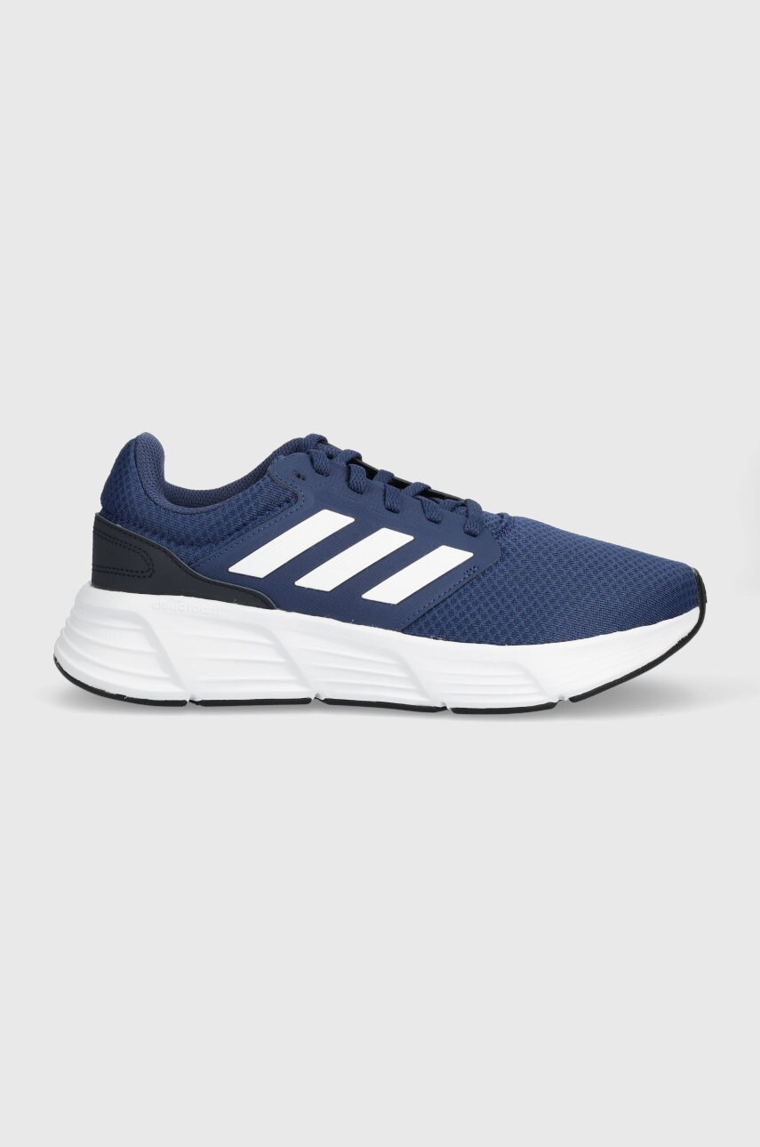 

Маратонки adidas Galaxy 6 в тъмносиньо, Тъмносин