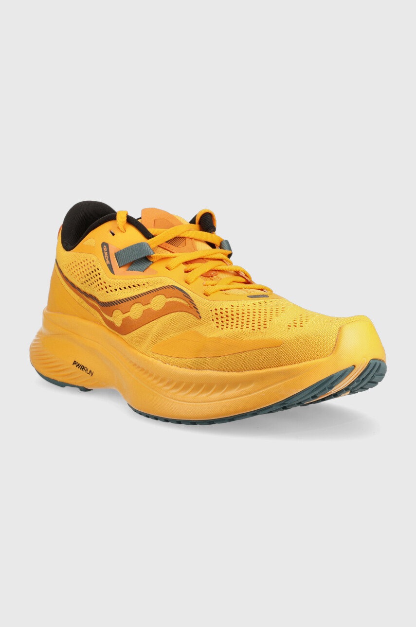 

Бігові кросівки Saucony Guide 15 колір помаранчевий