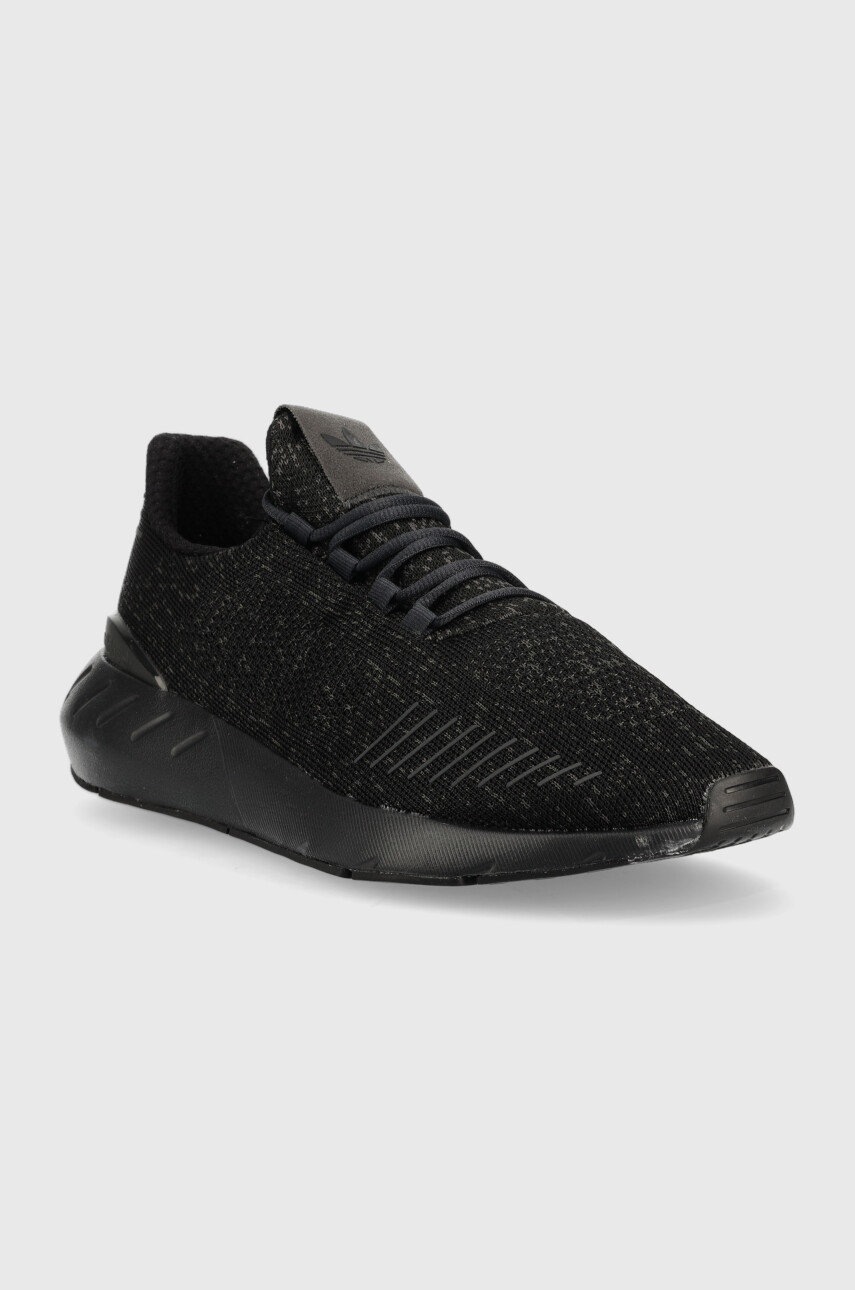 

Кроссовки adidas Originals Swift Run цвет чёрный