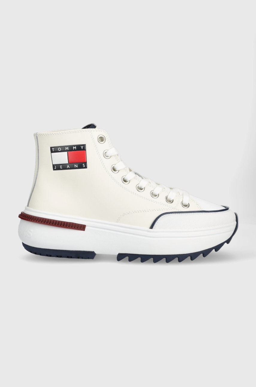 

Кожени кецове Tommy Jeans в бежово, Бежов