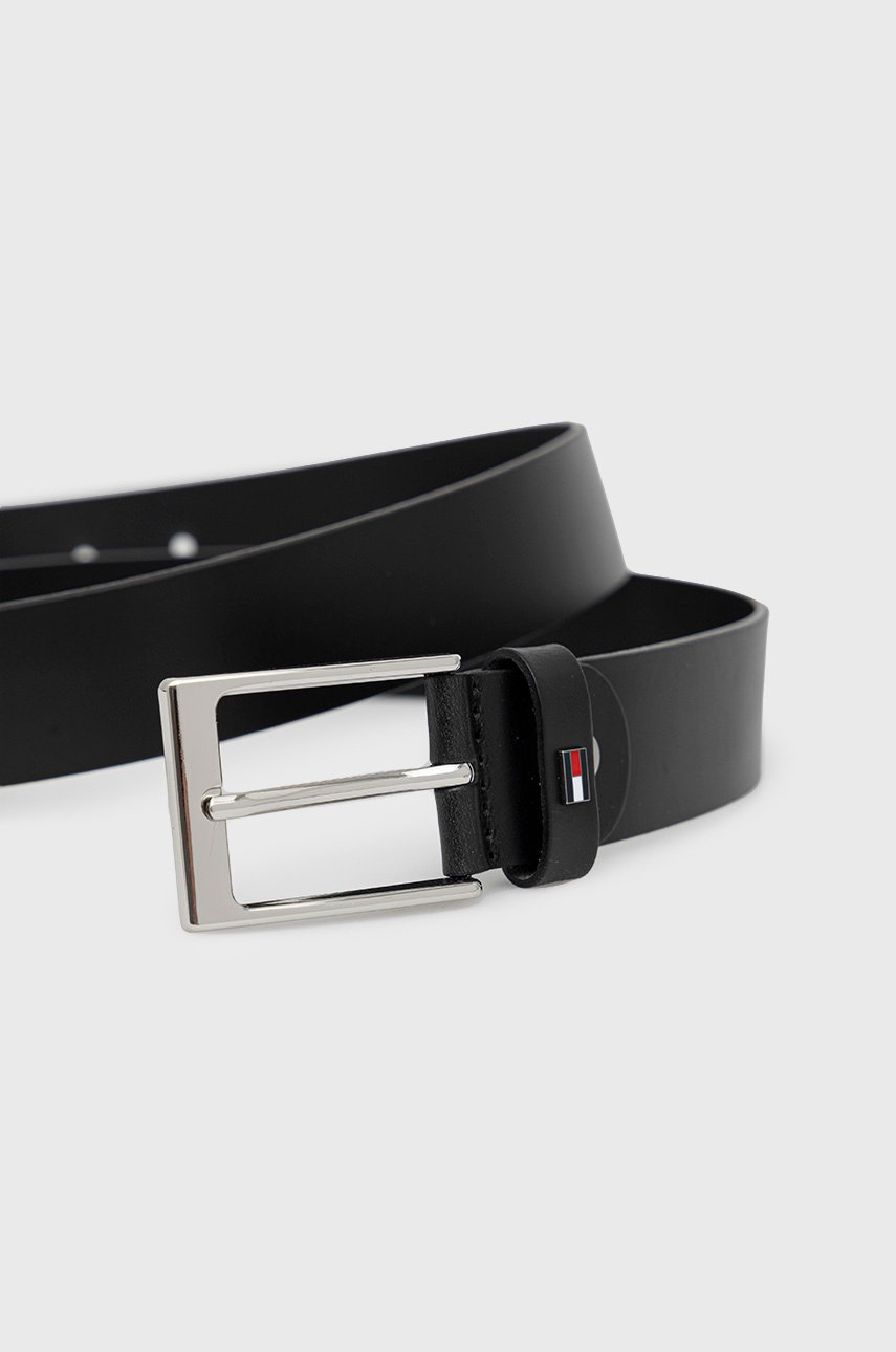 

Шкіряний ремінь Tommy Hilfiger Layton Adj 3.5 чоловічий колір чорний