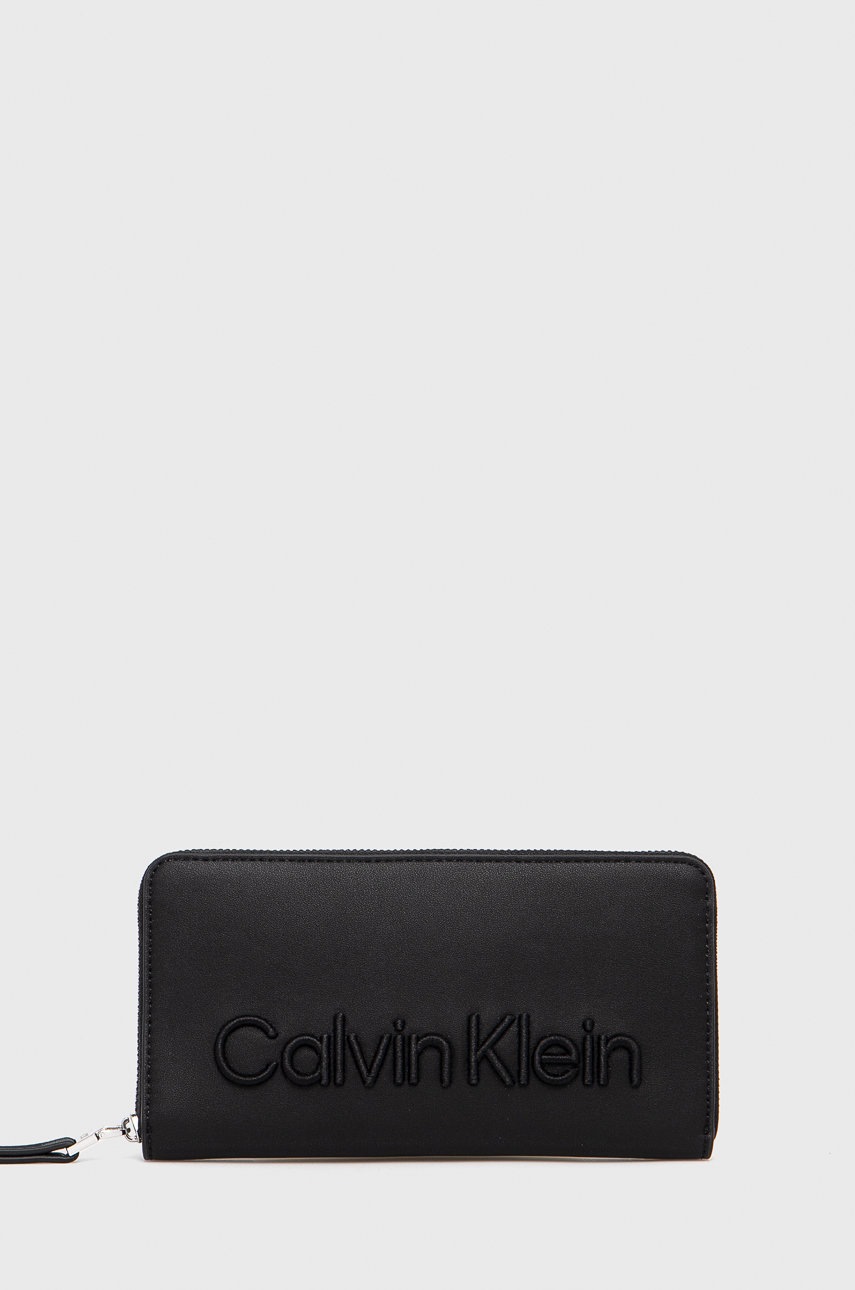 

Портфейл Calvin Klein дамски в черно, Черен