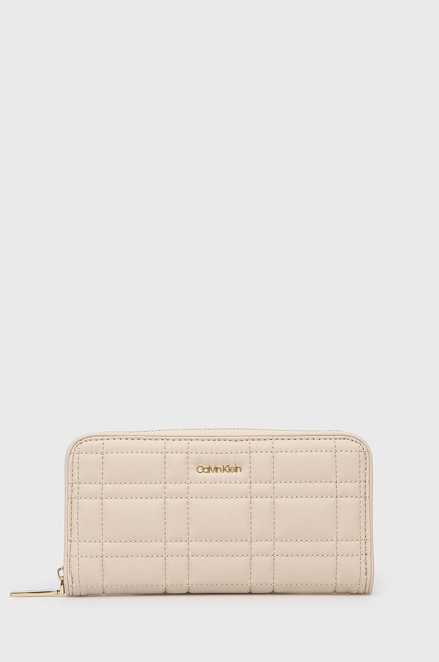 

Портфейл Calvin Klein дамски в бежово, Бежов